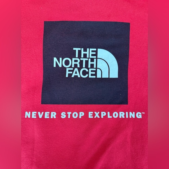 The North Face Men’s Red Osito Fleece Hoodie Pullover M Unisex Cozy Jacket - Picture 11 of 12